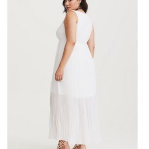 Torrid Size 2 White chiffon maxi